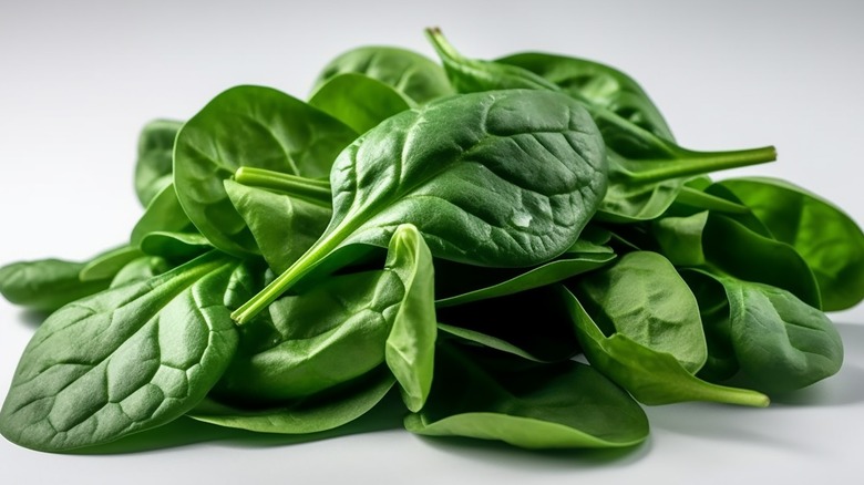 Spinach leaves in a bunch