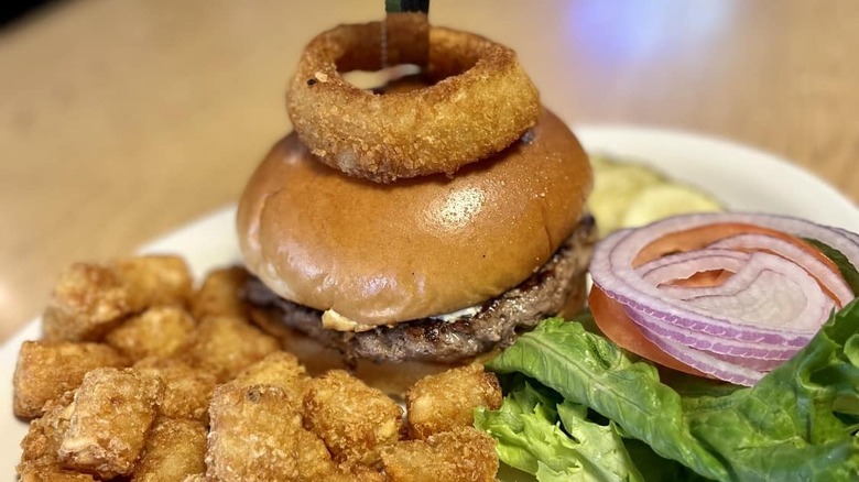 Burger with tater tots