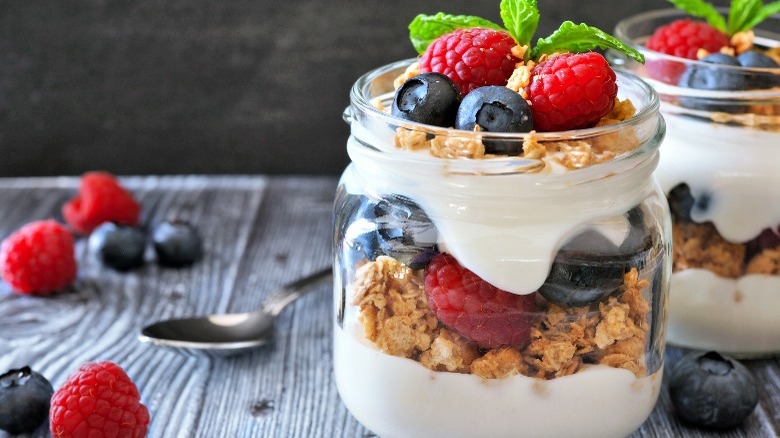 Greek yogurt with blueberries and raspberries 