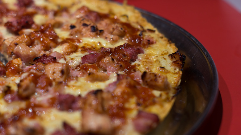 pizza with bacon topping