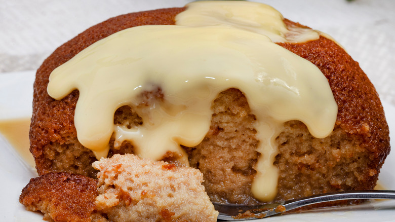 Malva pudding with custard