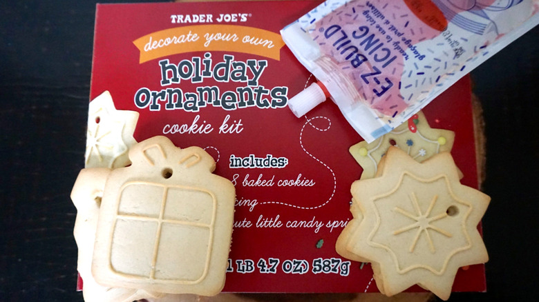 Decorate Your Own Holiday Ornaments Cookie Kit