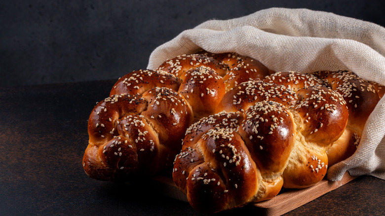 Challah sesame on towel