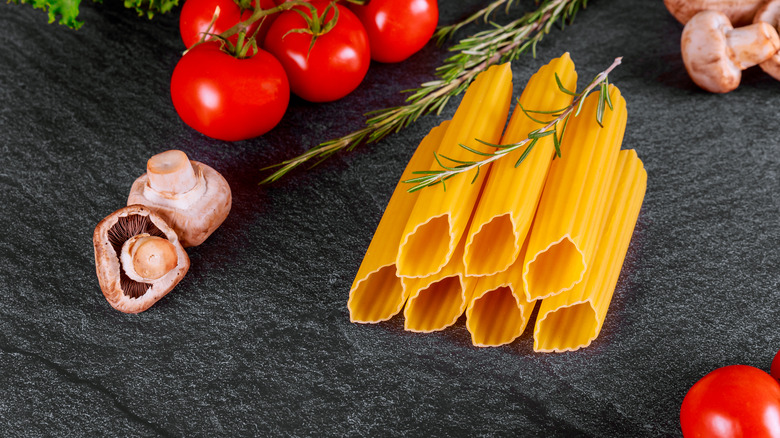 Manicotti pasta with ingredients