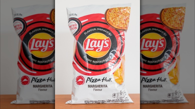 Pizza Hut chips bag