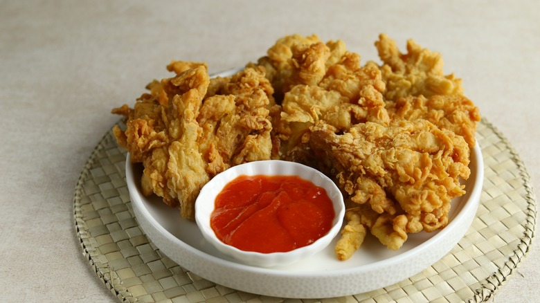 Crispy fried oyster mushrooms