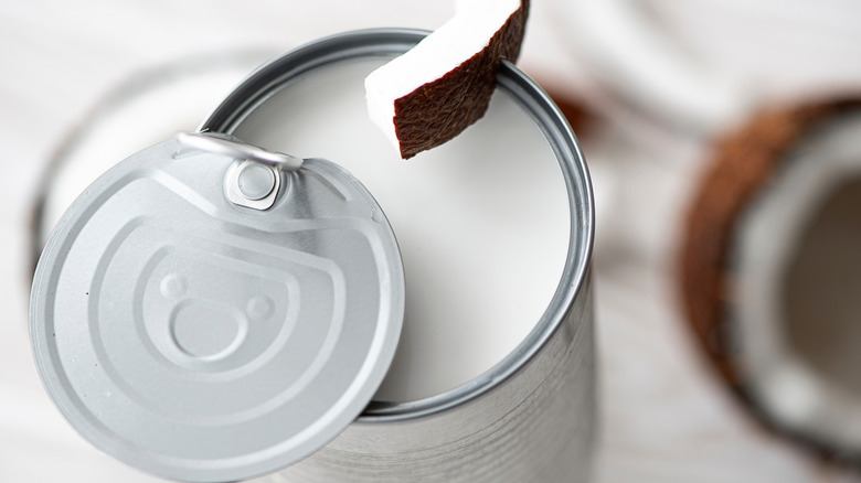 Can of coconut milk