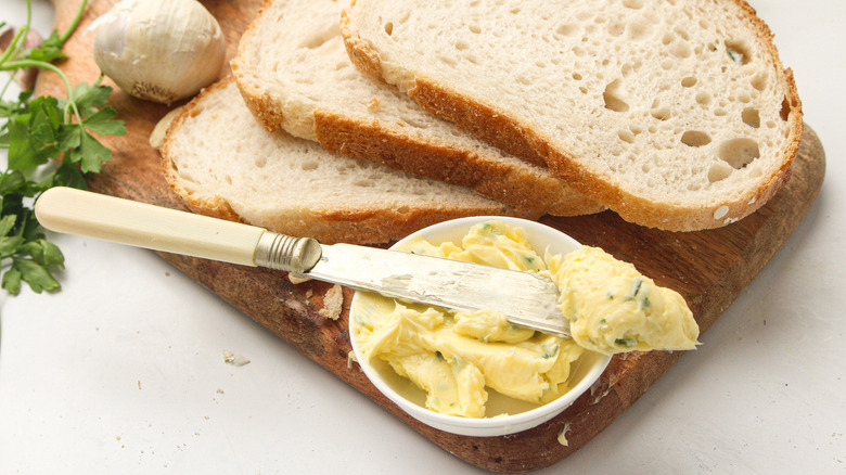 garlic butter with bread