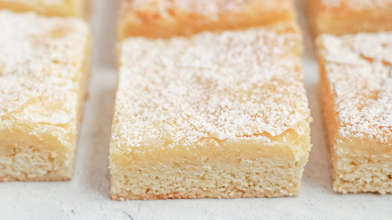 gooey butter bars sliced