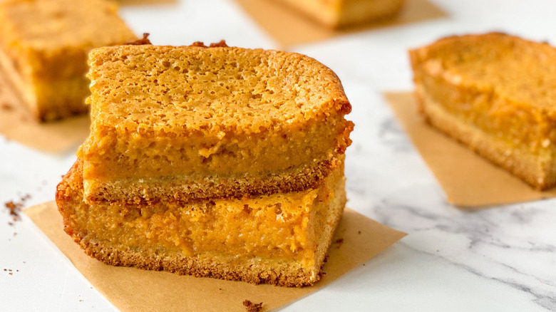 pumpkin gooey butter cake slices