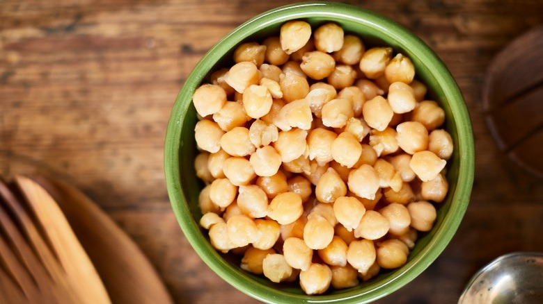 Bowl of chickpeas