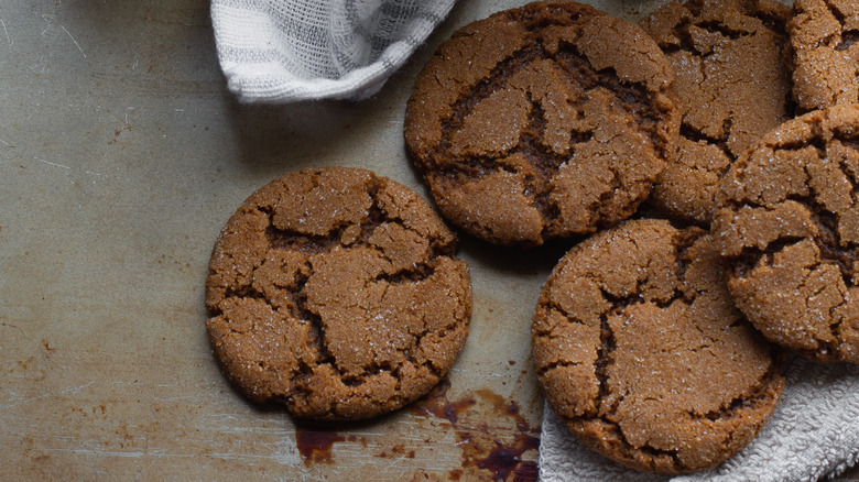 Gingersnap cookies