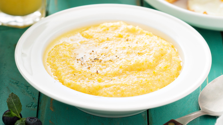 Cheesy grits