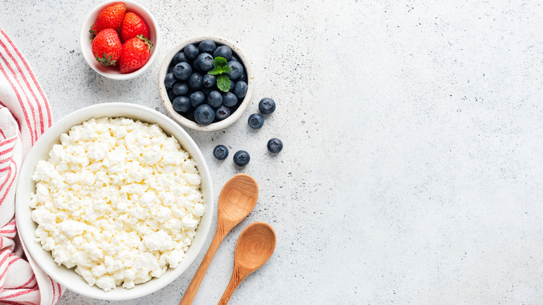 Cottage cheese with summer berries