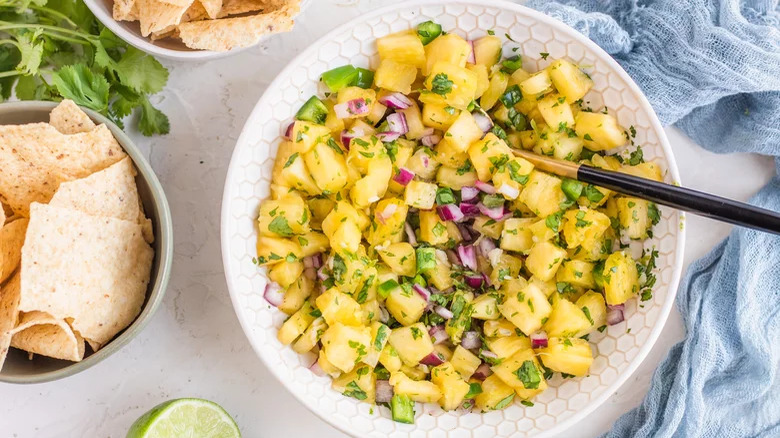 pineapple salsa in white bowl