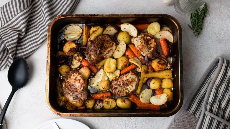 Sheet pan pork chops veggies