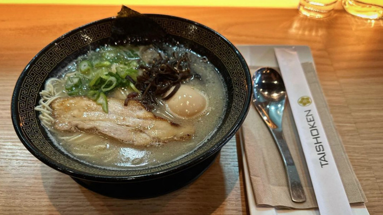 taishoken ramen bowl