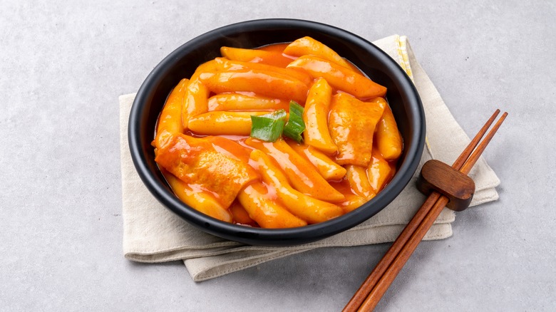 Korean tteokbokki noodles