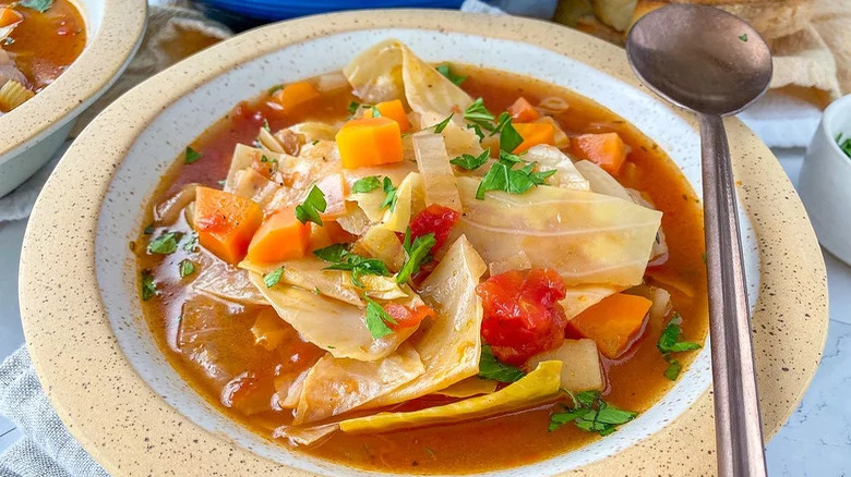 Old-Fashioned Cabbage Soup