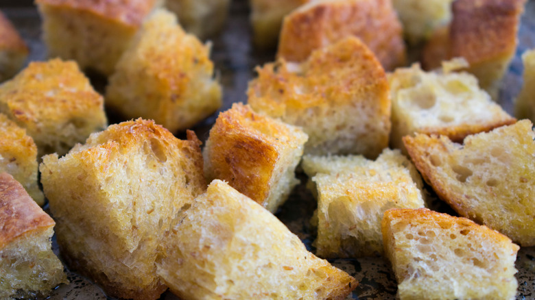 sourdough croutons with lemon and thyme seasoning