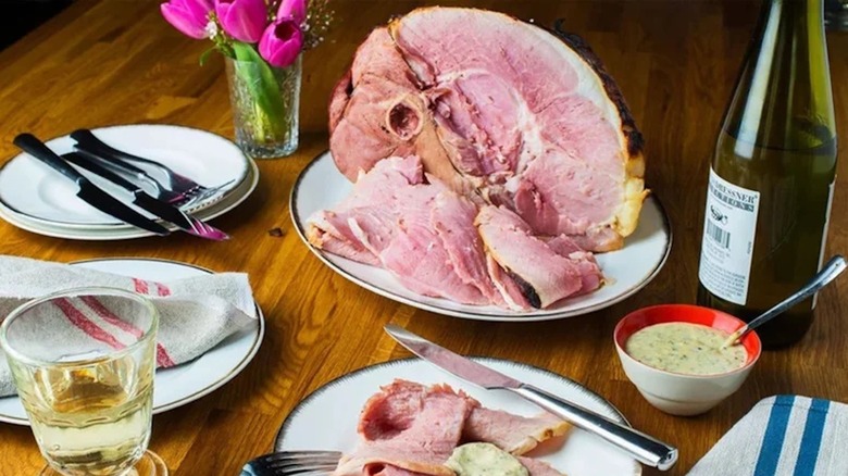 Ham with table setting