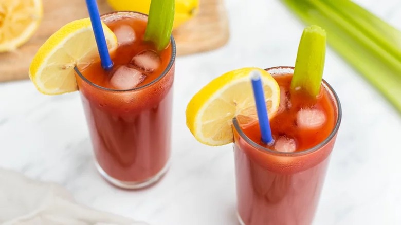 Bloody marys with celery and lemon