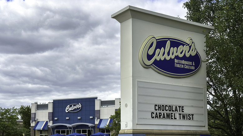 Culver's restaurant sign