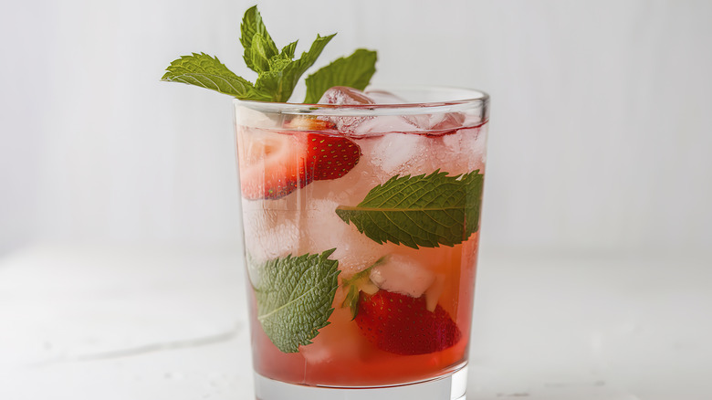 strawberry and mint cocktail