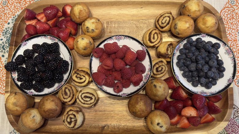 fruit in bowls on tray