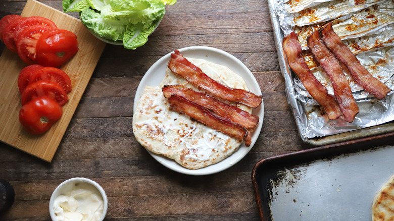 Flatbread with slices of bacon