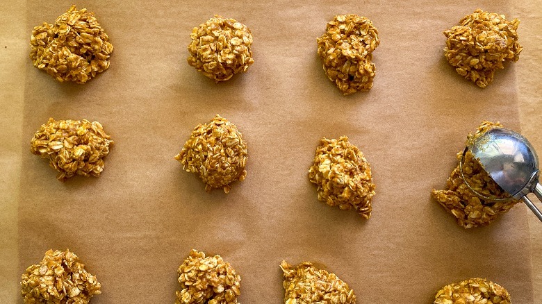 cookies scooped out on baking tray