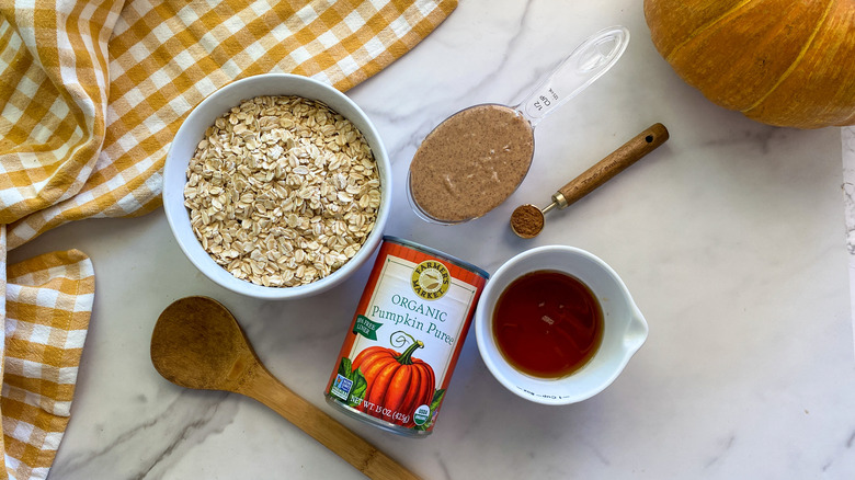 ingredients for pumpkin cookies