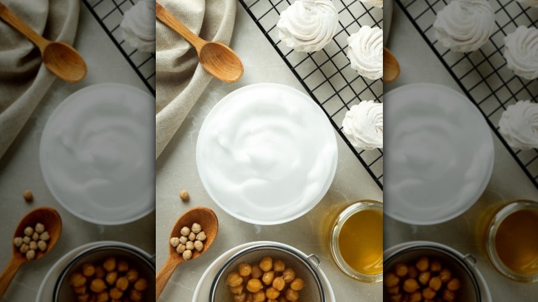 Overview of vegan aquafaba meringue and ingredients