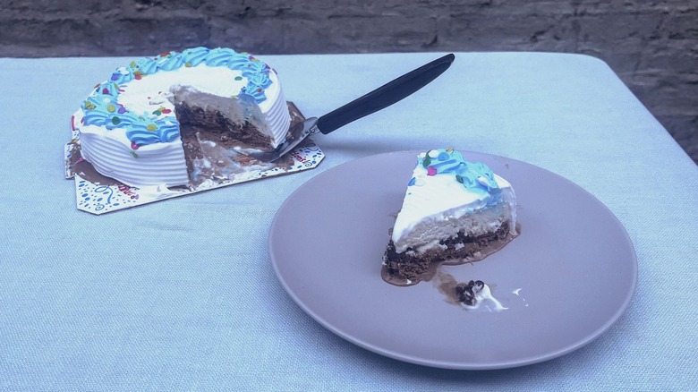 Carvel ice cream cake