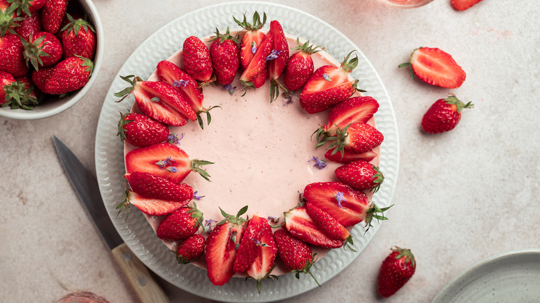 strawberry cake