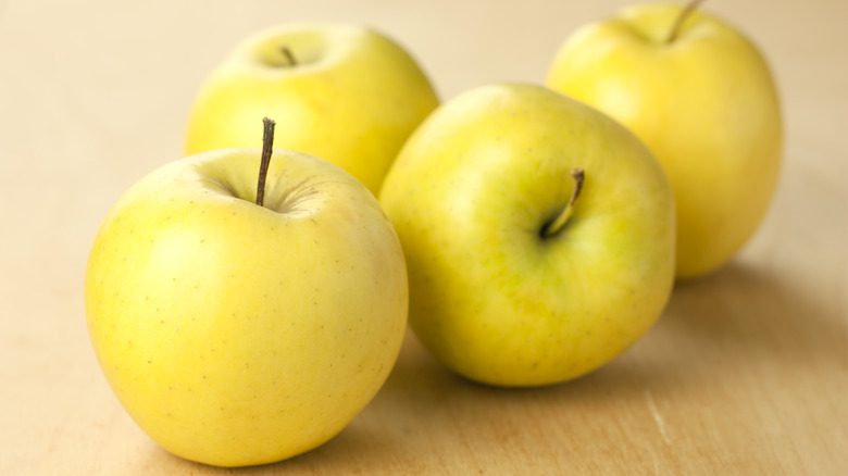 Golden Delicious apples