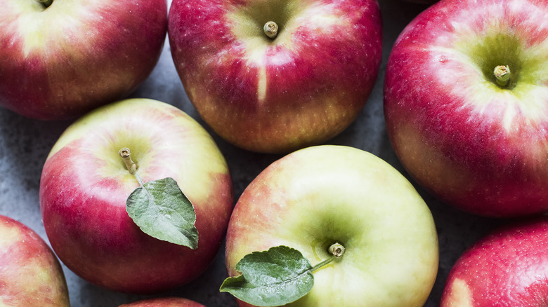 Honeycrisp apples close up