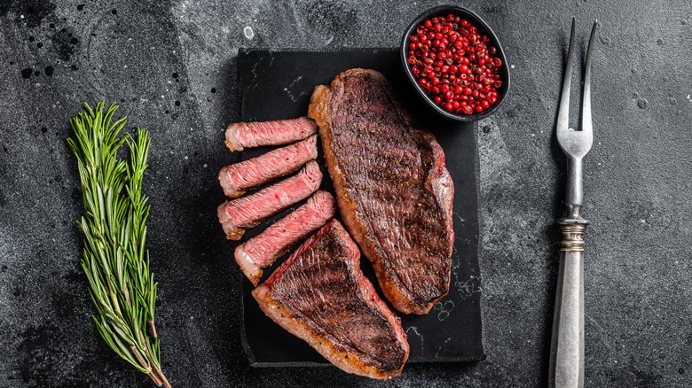 Grilled, sliced top sirloin steak 