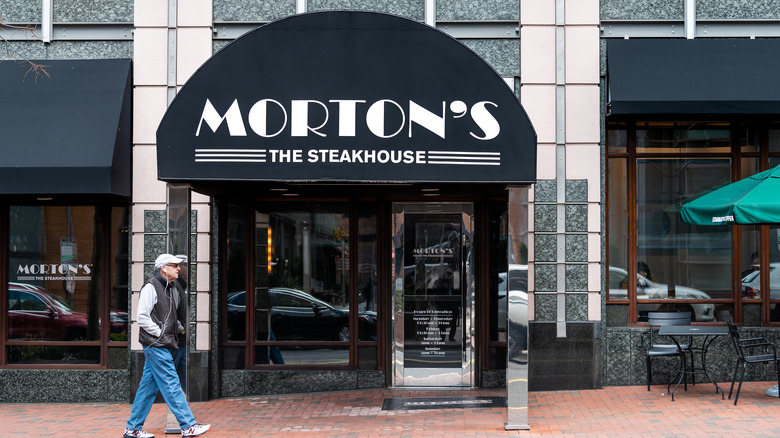 Morton's The Steakhouse exterior sign