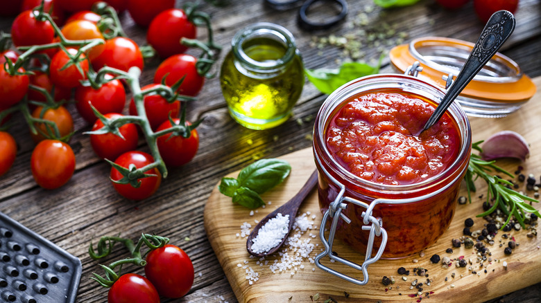 Tomato sauce in jar 