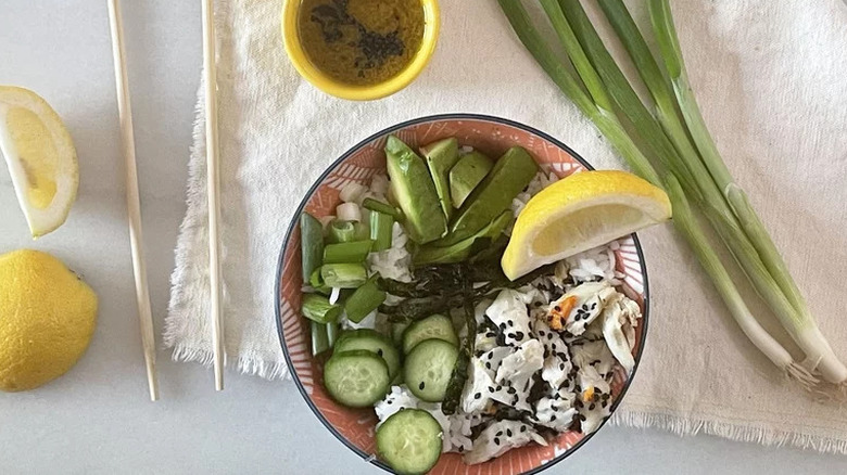 Crab sushi bowl