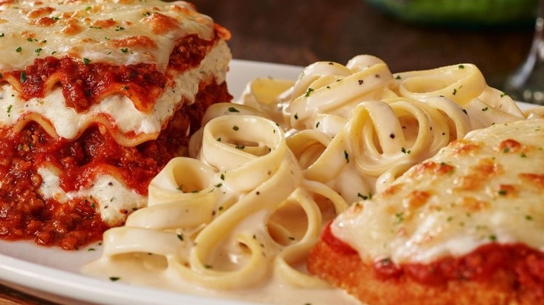 Lasagna, alfredo, and chicken parmigiana