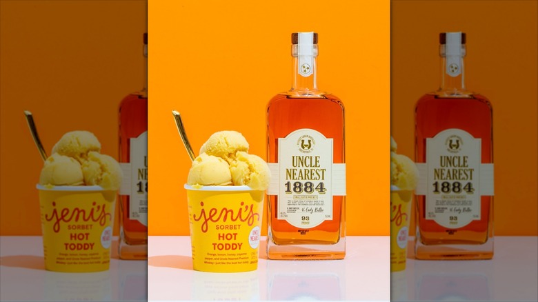 Jeni's hot toddy ice cream