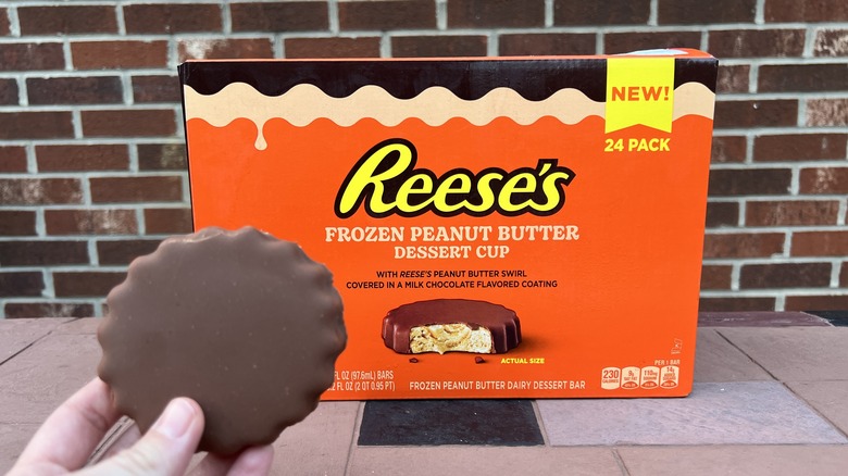 Reese's frozen dessert and box