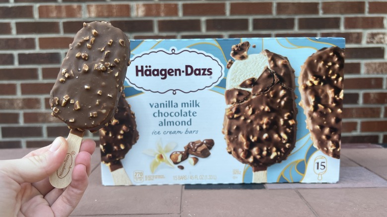 Häagen-Dazs treat and box