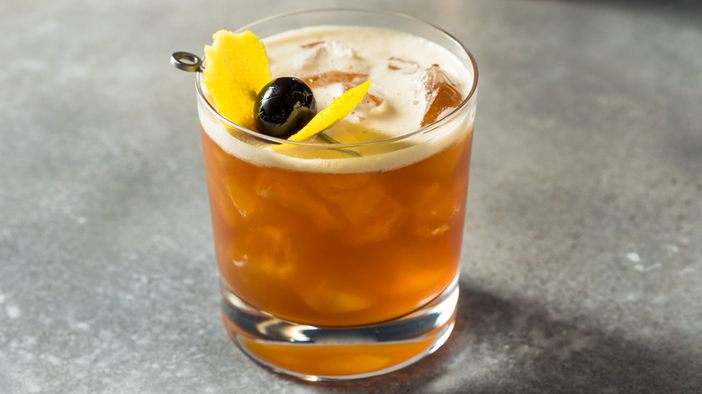 Whiskey sour cocktail