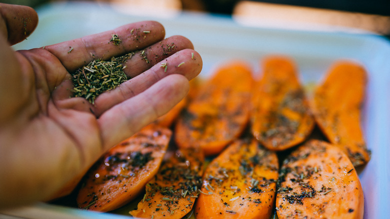 seasoning vegetables to roast