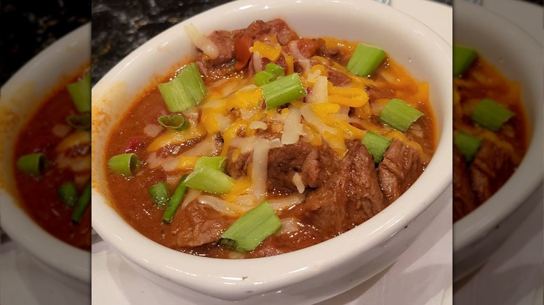 bowl of outback steakhouse tasmanian chili