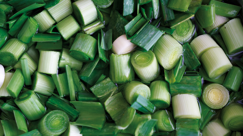 sliced leeks in water