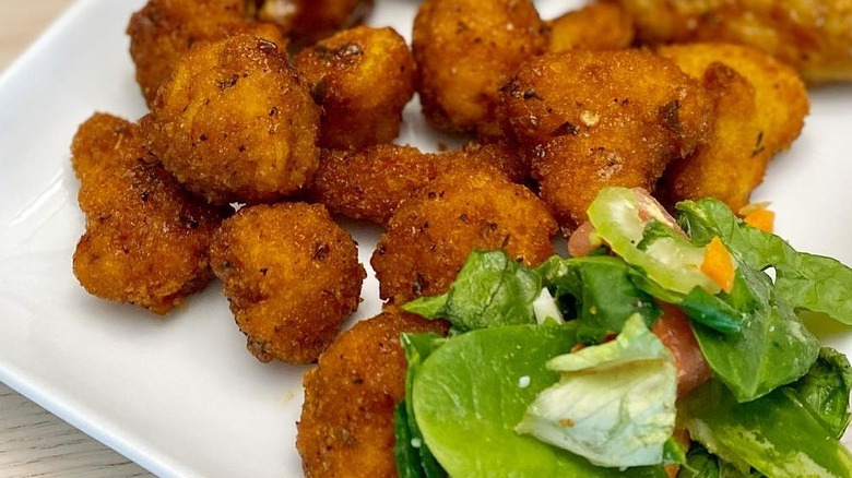 Cauliflower wings on plate at BWW